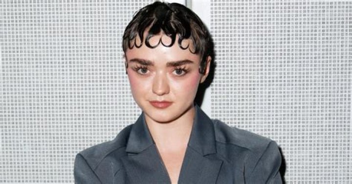 Unveiling The Intriguing World Of The "Maisie Williams Cult"