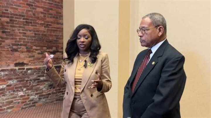 Unveiling The Life Of Jasmine Crockett: Congresswoman And Her Supportive Husband