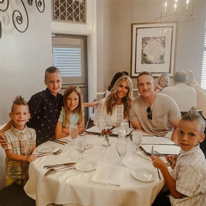 Unveiling The Number Of Kids AJ Hawk Has