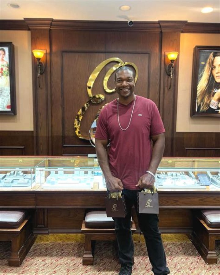 Unveiling The Secrets Of Chris Samuels' Net Worth: Discoveries And Insights