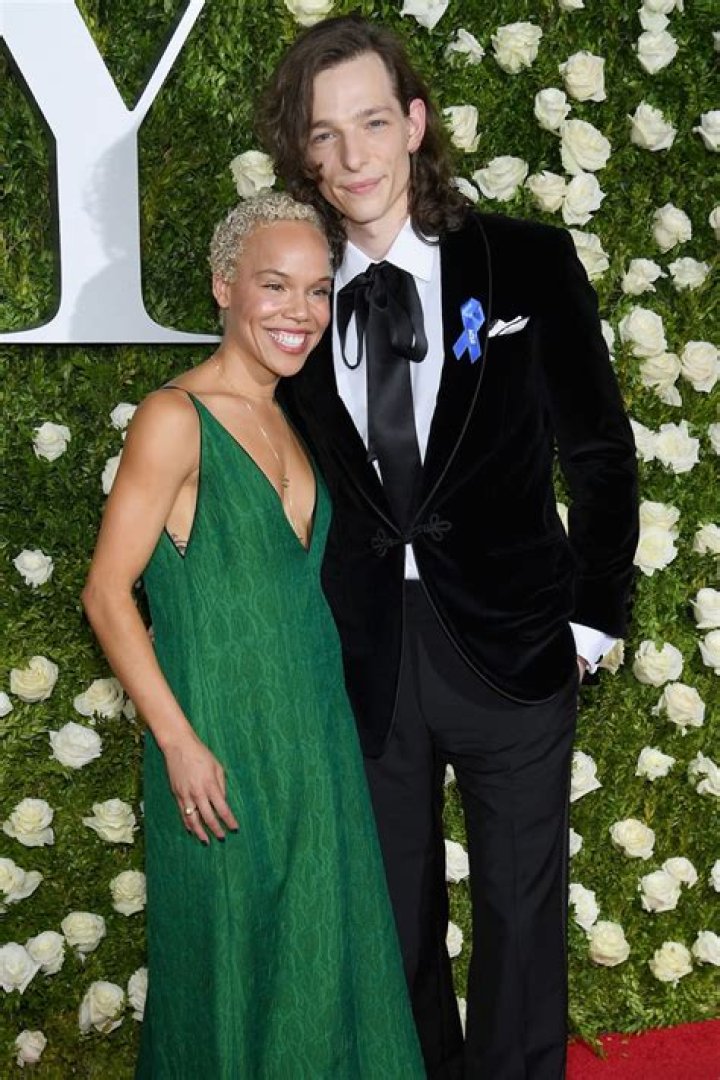 Unveiling The Secrets Of Mike Faist's Relationship Journey: Exclusive Insights