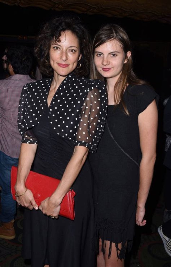 Unveiling The Striking Height Of Lola Glaudini: A Hollywood Enigma