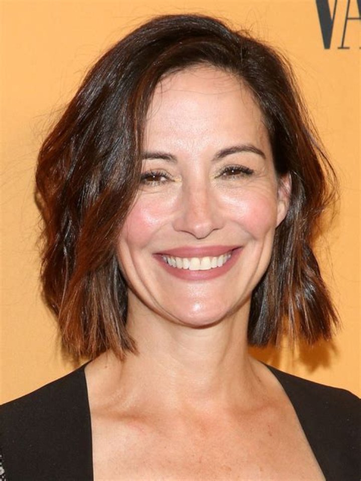 Wendy Moniz: Award-Winning Actress And TV Star