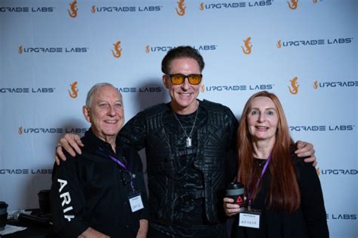 What Are Dave Asprey's Qualifications?