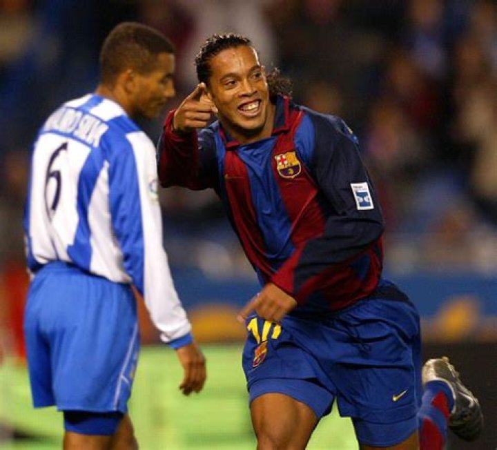 When Did Ronaldinho Hang Up His Boots?